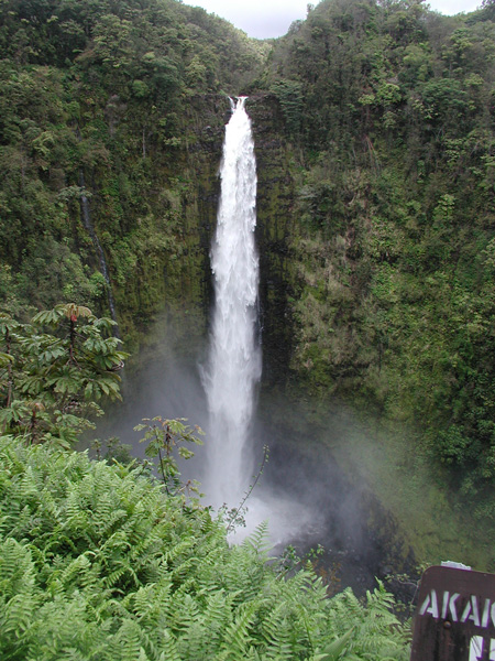 AkakaFalls1